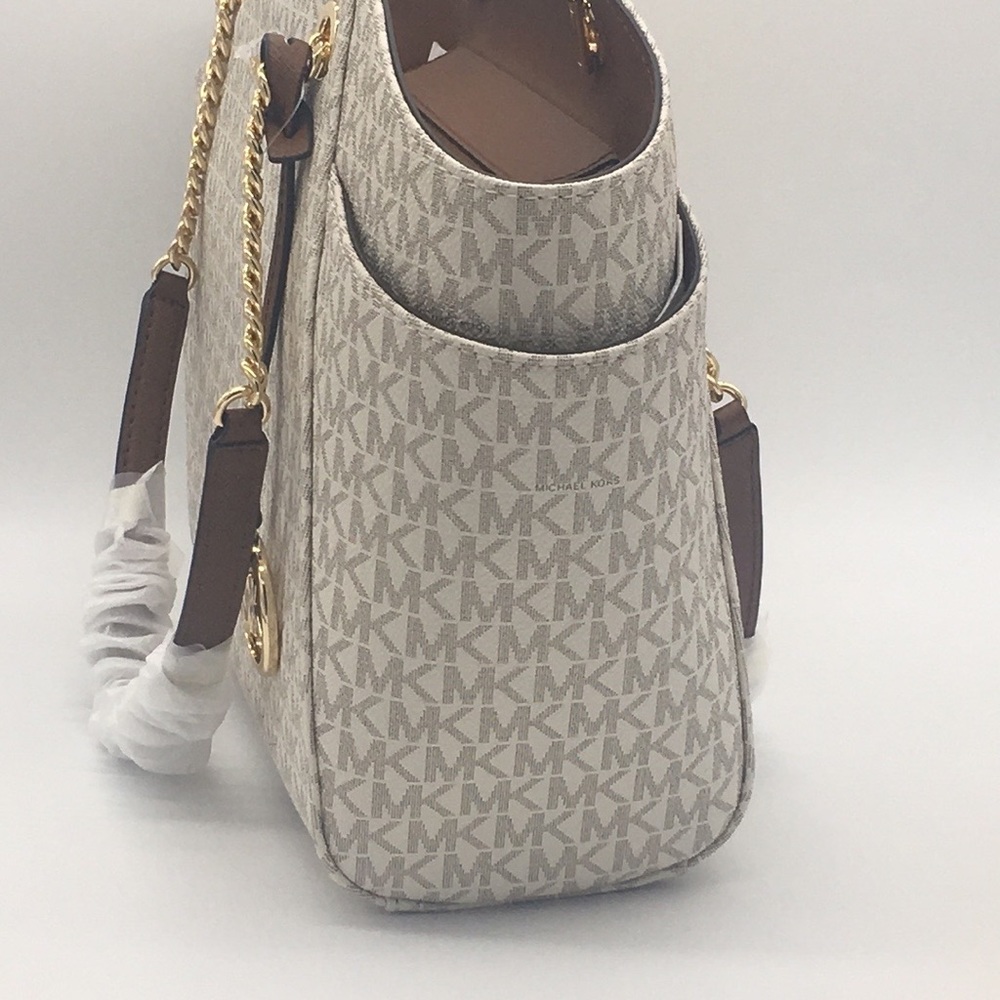 MICHAEL KORS LG CHAIN SHOULDER TOTE VANILLA - Picture 5 of 16